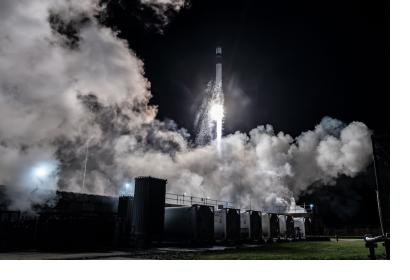 A Rocket Lab Electron rocket launches from Mahia, New Zealand on the ‘Owl New World’ mission for Synspective, (c) Rocket Lab